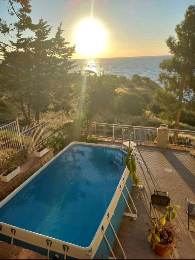 Villa's On The Beach, Swimming Pool A/c