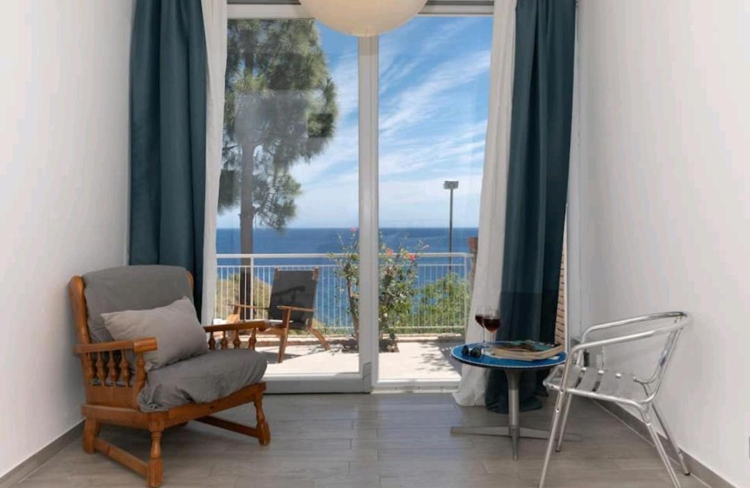 Сasa de vacaciones Villa's On The Beach, Swimming Pool A/c